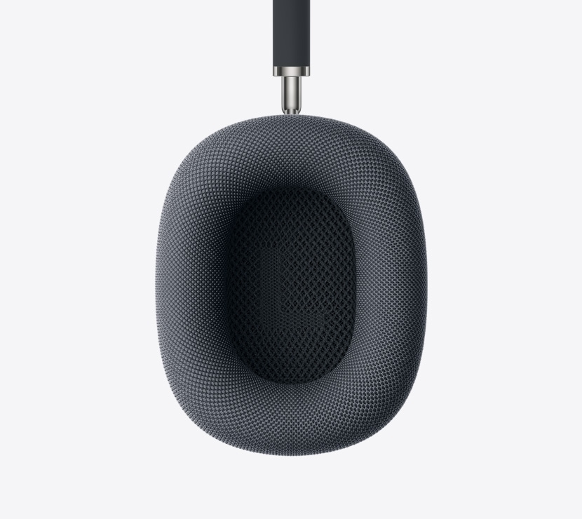 Fones de ouvido AirPods Max 2 na cor meia-noite mostrando detalhes da almofada interna
