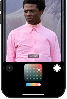 Os recursos dos Estilos Fotográficos no iPhone 16 Pro incluem o ajuste do tom e das cores