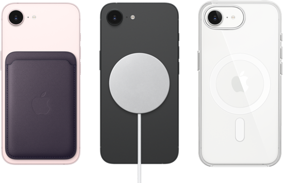 Parte de trás do iPhone 17e rosa-pálido com carteira de tecido FineWoven com MagSafe fixada, parte de trás do iPhone 17e preto com carregador MagSafe fixado, parte de trás do iPhone 17e branco com capa transparente com MagSafe fixada