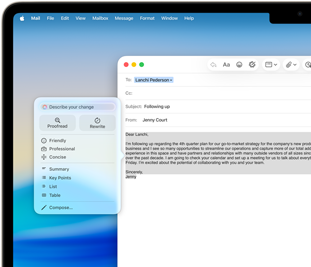 Tela do MacBook Air mostrando as Ferramentas de Escrita da Apple Intelligence redigindo um e-mail